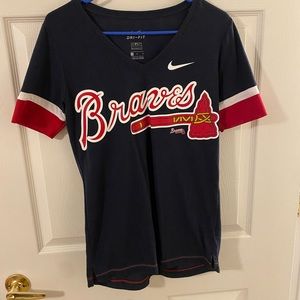 Nike Dri Fit shirt BRAVES Size M good condition